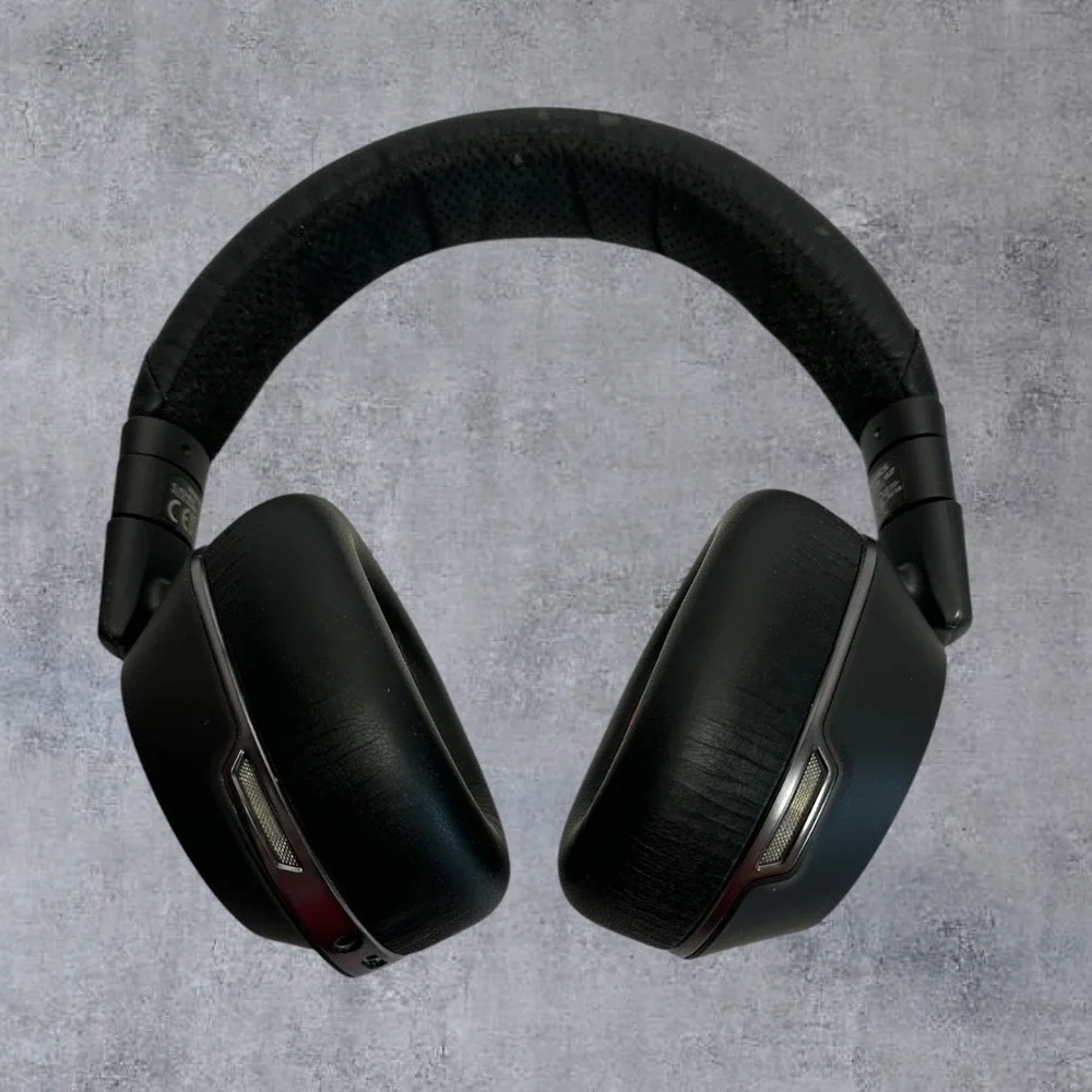 Plantronics Voyager 8200 UC Bluetooth Headphones Black Red Noise Canceling-Read
